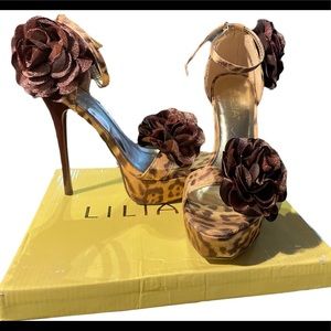 NIB Leopard print Liliana heels size 9